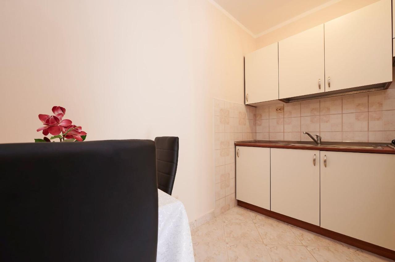 Cutan Appartement Trogir Buitenkant foto