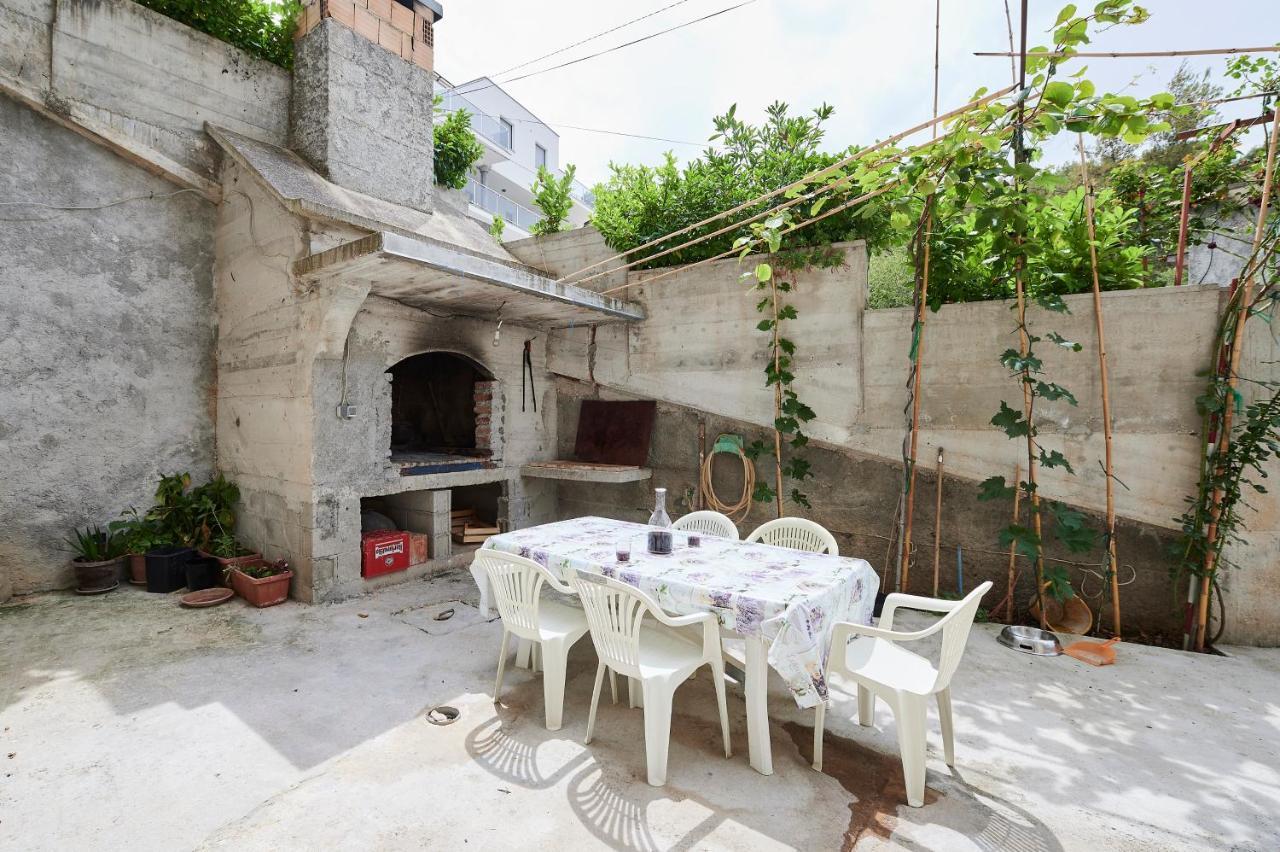Cutan Appartement Trogir Buitenkant foto