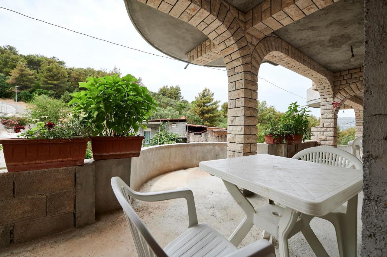Cutan Appartement Trogir Buitenkant foto