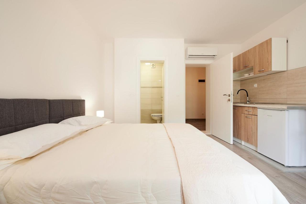 Cutan Appartement Trogir Buitenkant foto