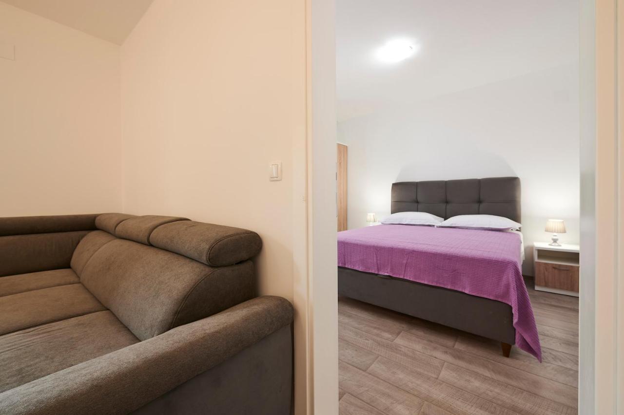Cutan Appartement Trogir Buitenkant foto
