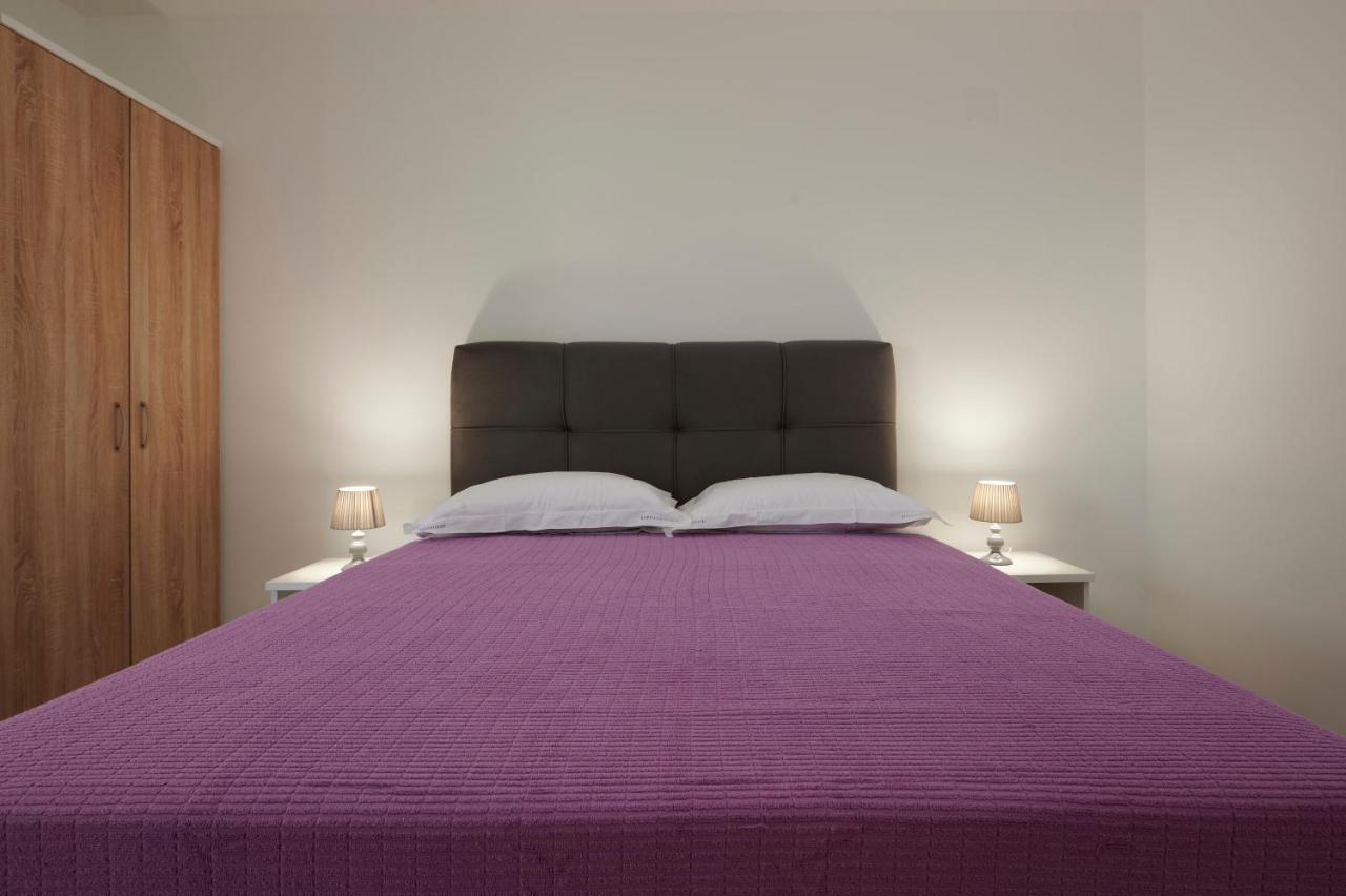 Cutan Appartement Trogir Buitenkant foto