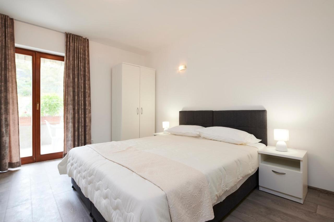 Cutan Appartement Trogir Buitenkant foto
