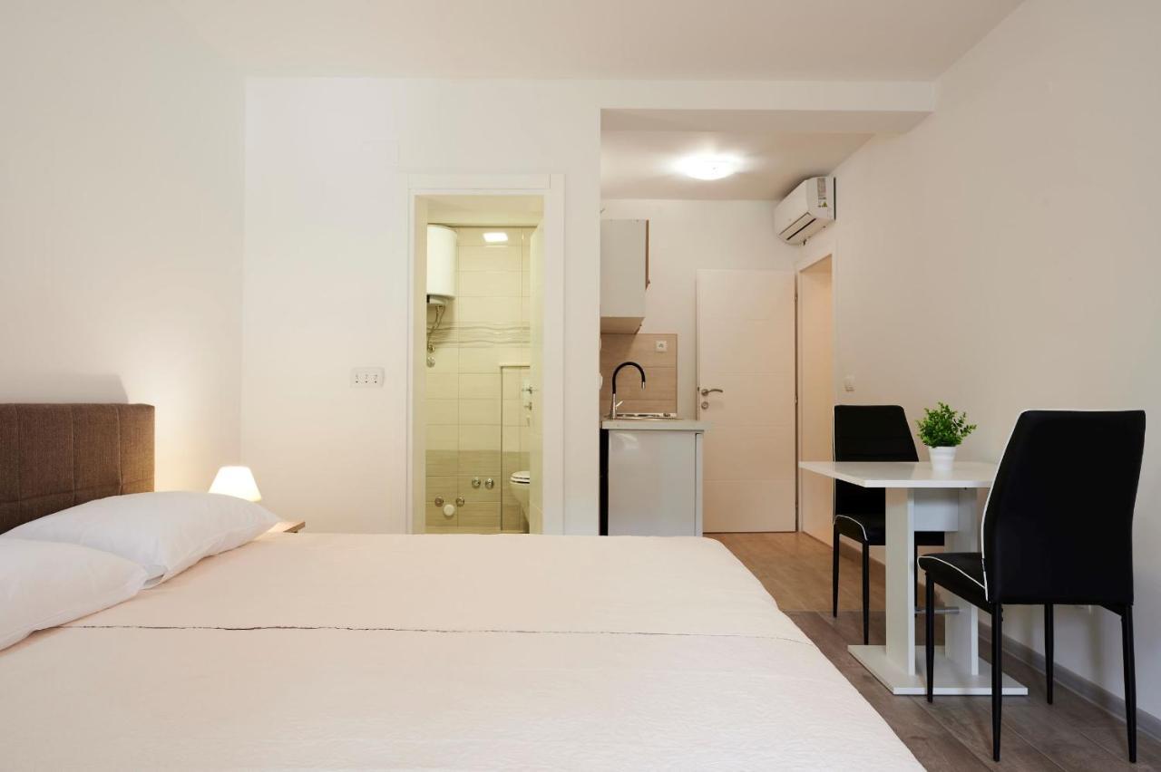 Cutan Appartement Trogir Buitenkant foto