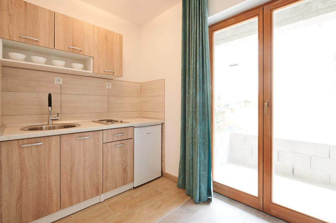 Cutan Appartement Trogir Buitenkant foto