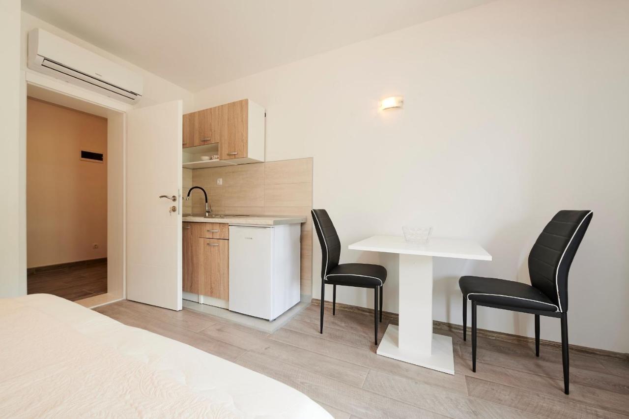 Cutan Appartement Trogir Buitenkant foto