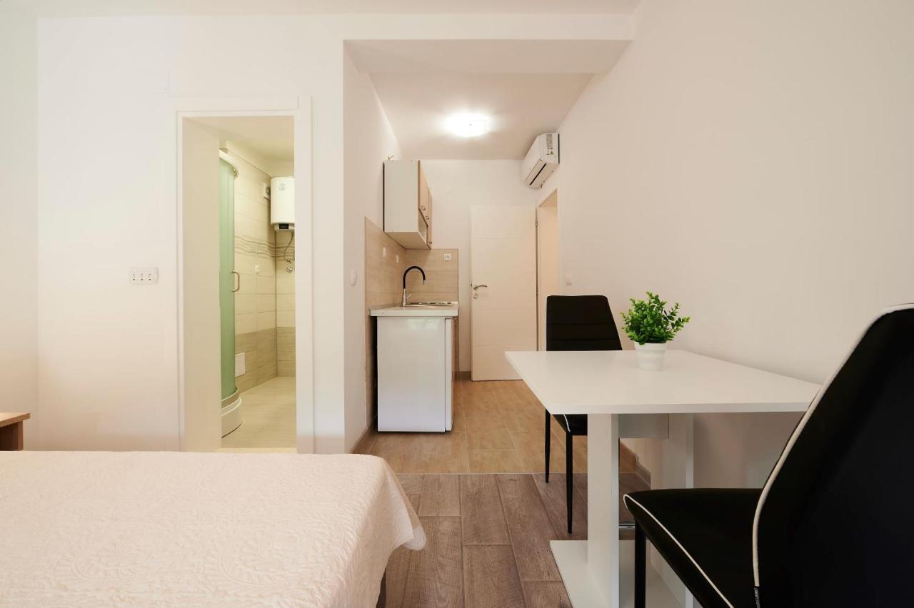 Cutan Appartement Trogir Buitenkant foto